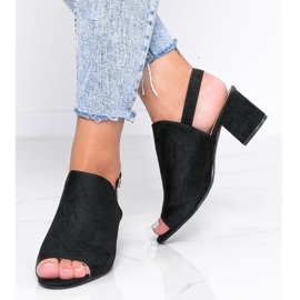 Sandalias negras en un poste con una parte superior de Blubbery negro 1 Sandalias negras en un poste con una parte superior de Blubbery negro 1