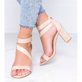 Sandalias beige en un poste Silver Dust 1