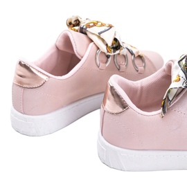 Zapatillas rosas con ribete Kisionis de raso rosado 2