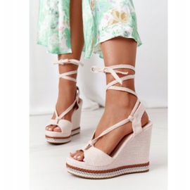 Sandalias de cuña atadas en un Hawaii beige 3