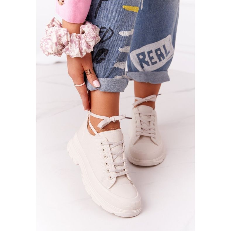 Zapatillas de mujer beige Travel Time en suelas grandes 2