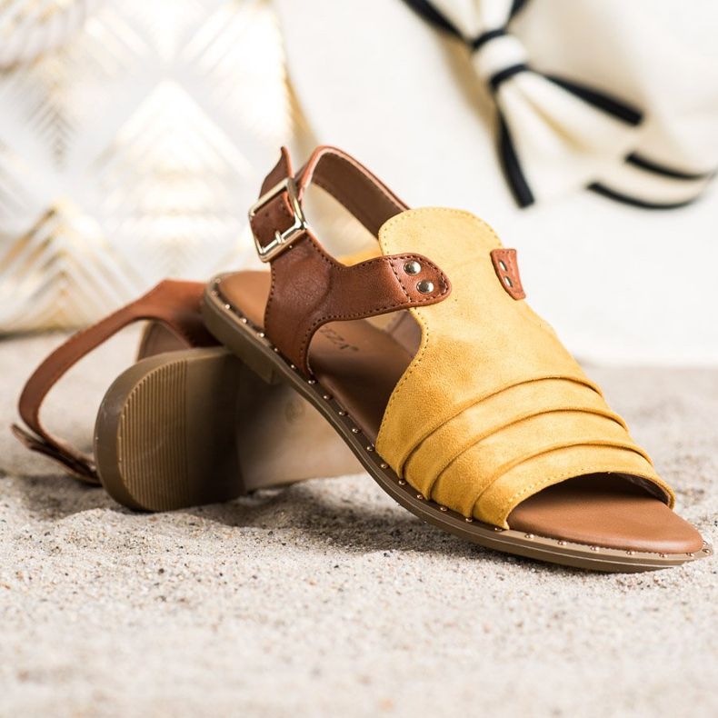 Sandalias VINCEZA cerradas marrón amarillo 1