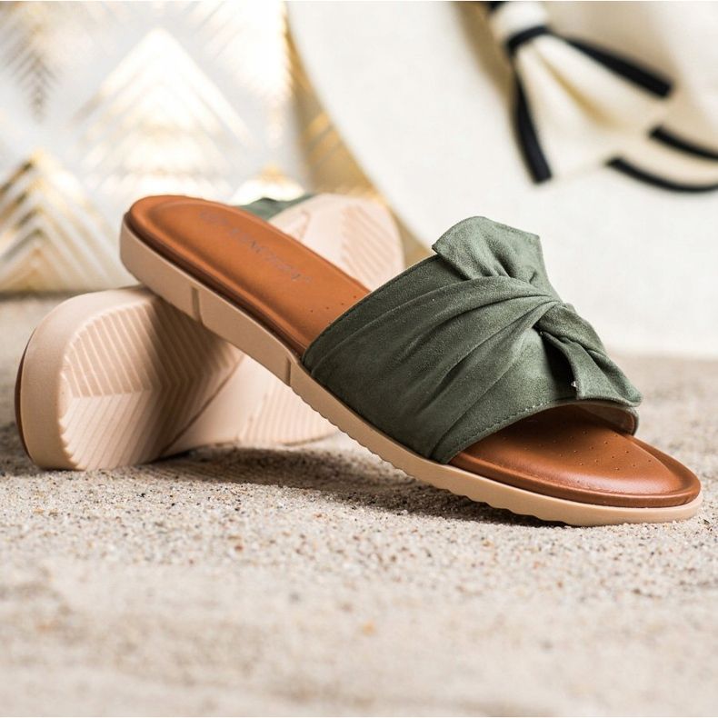 Pantuflas VINCEZA de ante verde 1