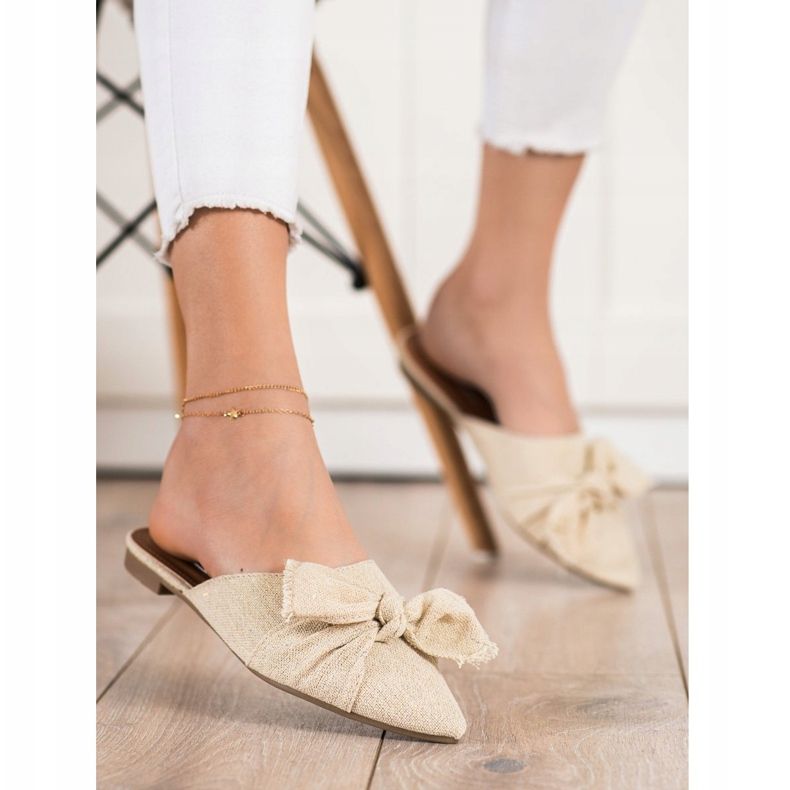 SHELOVET Pantuflas Elegantes En Spitz beige 1