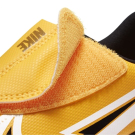 Zapatos de fútbol Nike Mercurial Vapor 13 Club Ic PS (V) Jr AT8170 801 multicolor amarillo 3