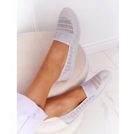 Zapatillas chillout grises sin cordones caladas 1