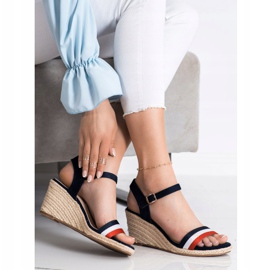 Sandalias ligeras VINCEZA a rayas blanco rojo azul marino 1