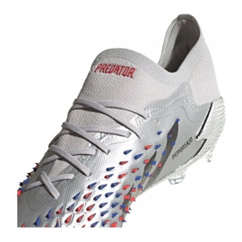 Botas de fútbol adidas Predator Freak.1 Low Fg M FY1051 gris plata 5