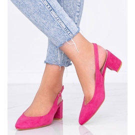 Bombas rosas en el puesto de Petty rosado 1