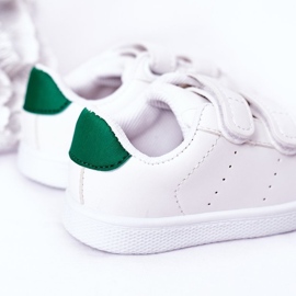 Zapatilla infantil blanca y verde California con velcro blanco 4