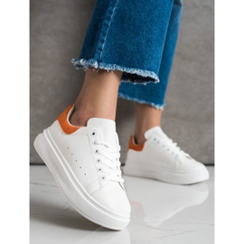 SHELOVET Zapatillas blancas en la plataforma blanco 4