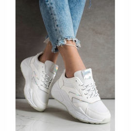 SHELOVET Zapatillas con estilo blanco 2 SHELOVET Zapatillas con estilo blanco 2