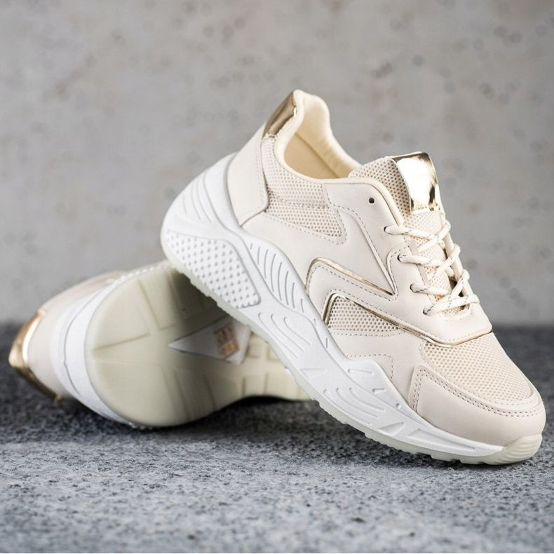 SHELOVET Zapatillas con estilo marrón 1