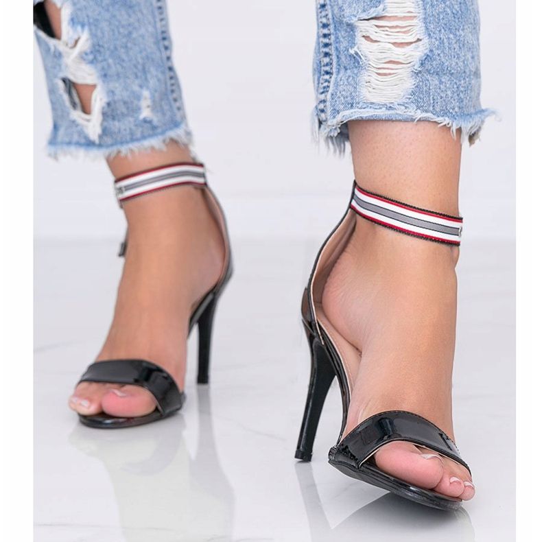 Sandalias negras de tacón alto de Michel negro 1