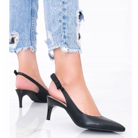 Zapatos de tacón negros con tacón de aguja de Elen 2