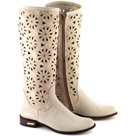 Olivier Botas de mujer caladas beige claro 2 Olivier Botas de mujer caladas beige claro 2