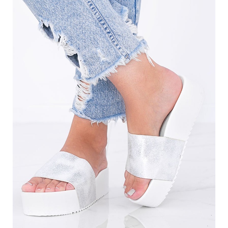 Sandalias blancas sobre suela gruesa Crysta blanco 1