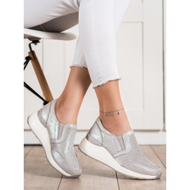 Goodin Zapatillas de cuero con purpurina beige 3