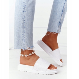 Pantuflas de mujer On the Big Star HH274683 Plataforma blanca blanco 3