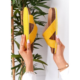 Pantuflas de Piel Perfilada Big Star HH274596 Amarillo 1 Pantuflas de Piel Perfilada Big Star HH274596 Amarillo 1