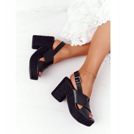 Sandalias negras de tacón alto con trenza Big Star HH274387 negro 5