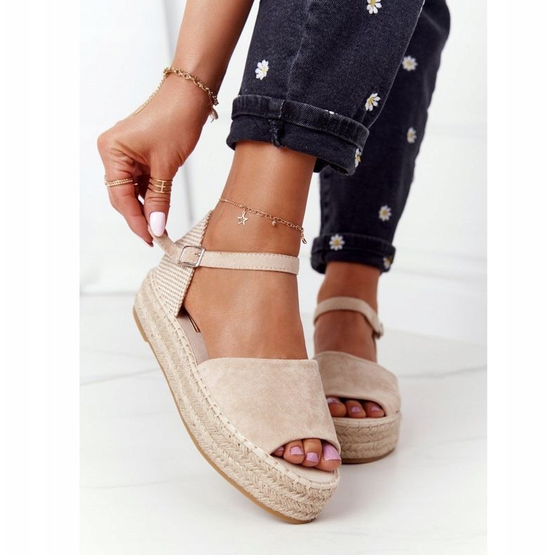 Sandalias Megara beige en la plataforma trenzada 2