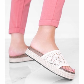 Pantuflas Glam Shape de encaje beige 2