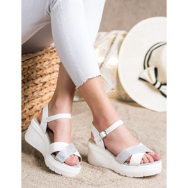 Small Swan Sandalias de cuña blanco plata 2