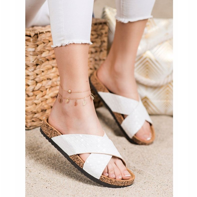 Bona Zapatillas cómodas de piel ecológica blanco 1