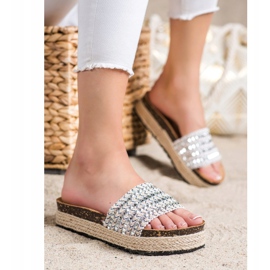 Groto Gogo Pantuflas plateadas con tachuelas gris 1