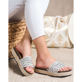 Groto Gogo Pantuflas plateadas con tachuelas gris 3