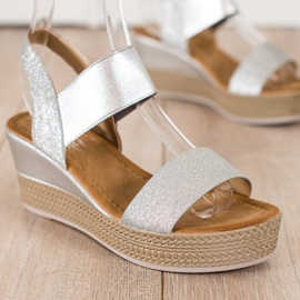 Camo Elegantes sandalias de cuña con purpurina plata gris 1