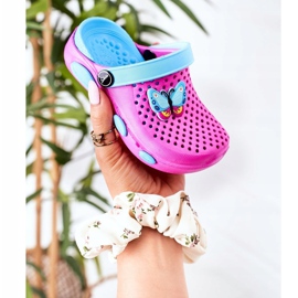 Zapatilla Espuma Infantil Kroks Fucsia Olivia azul rosado 1 Zapatilla Espuma Infantil Kroks Fucsia Olivia azul rosado 1