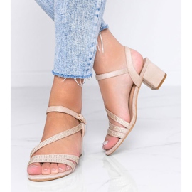 Sandalias beige en poste con circonita Hydra 1 Sandalias beige en poste con circonita Hydra 1