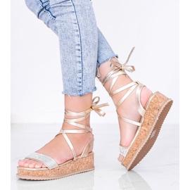 Sandalias doradas atadas con circonitas Ves dorado 1 Sandalias doradas atadas con circonitas Ves dorado 1