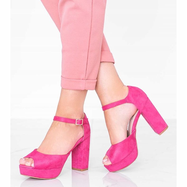 Sandalias rosas en la plataforma Swing rosado 1 Sandalias rosas en la plataforma Swing rosado 1