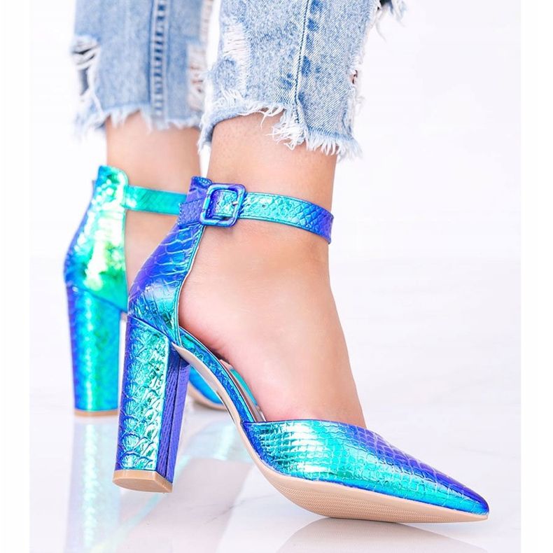 Bombas holográficas azules en el poste Ashley 1 Bombas holográficas azules en el poste Ashley 1