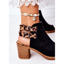 Sandalias de gamuza en una barra Lu Boo Leopardo negro marrón 5
