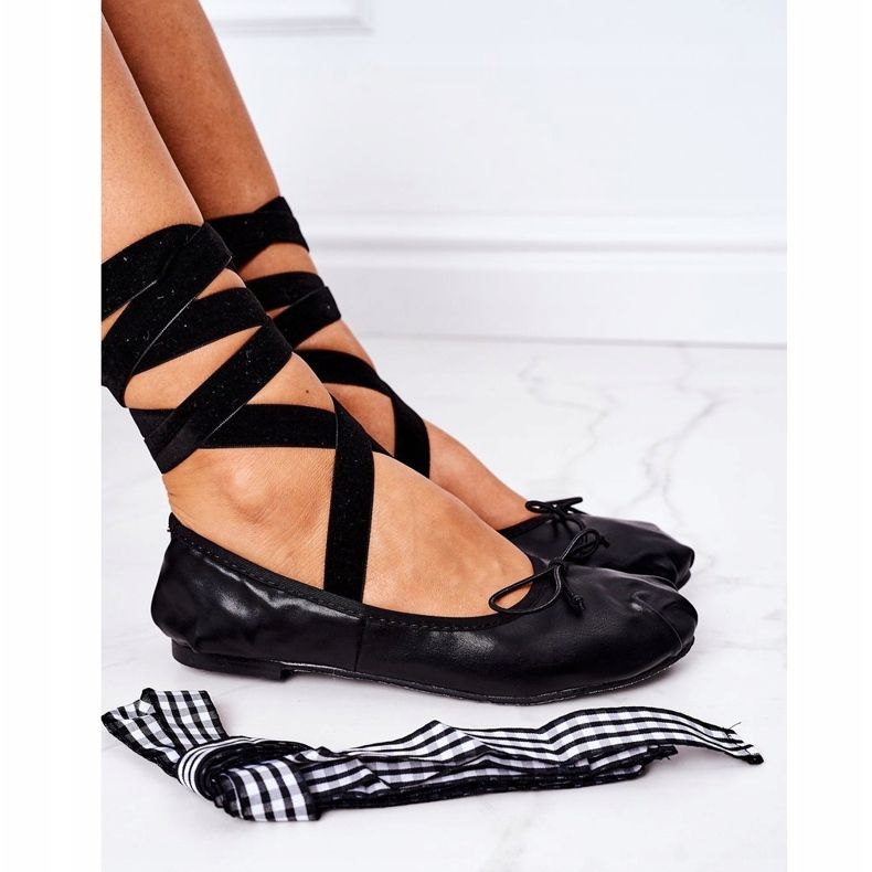 Bailarinas Atadas Negras Lu Boo negro 1 Bailarinas Atadas Negras Lu Boo negro 1