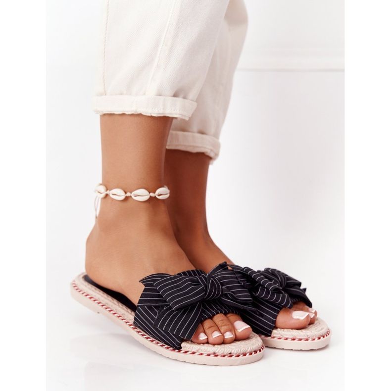 PS1 Pantuflas de goma Gabriell negras con lazo negro 1 PS1 Pantuflas de goma Gabriell negras con lazo negro 1