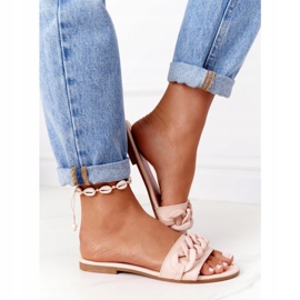 PS1 Pantuflas De Piel Con Cadena Beige Paso A Paso 1 PS1 Pantuflas De Piel Con Cadena Beige Paso A Paso 1