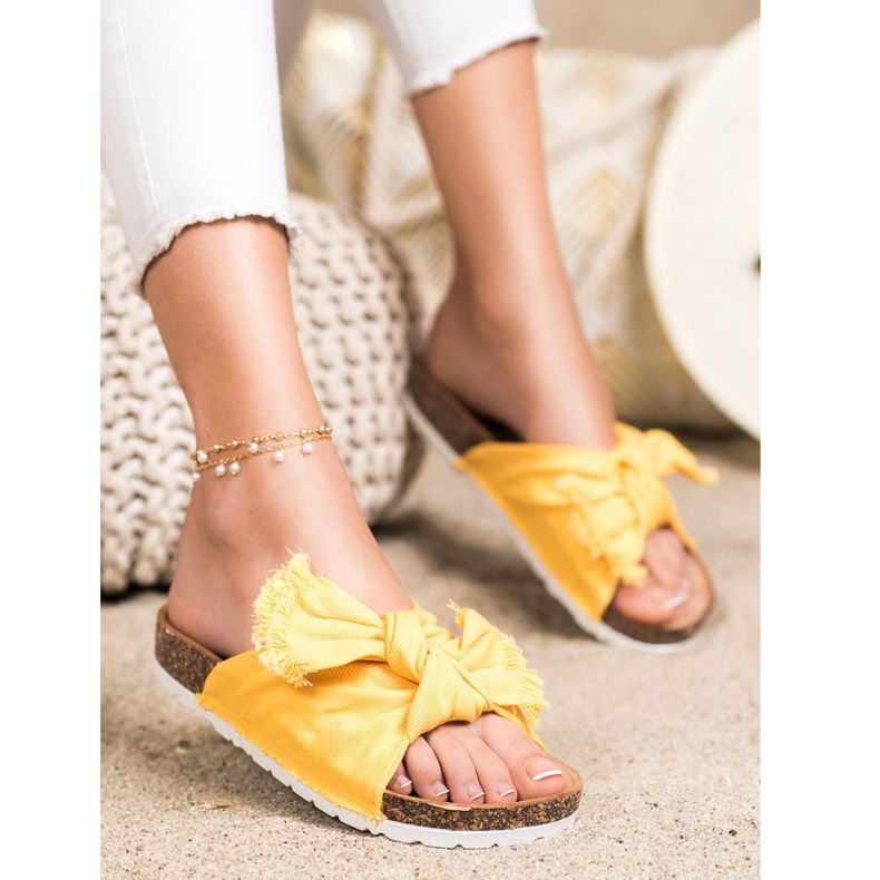 Forever Folie Cómodas pantuflas textiles amarillo 1 Forever Folie Cómodas pantuflas textiles amarillo 1