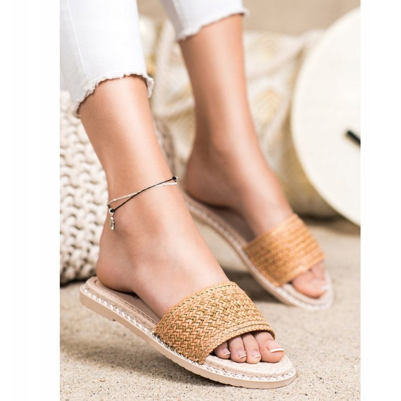 SHELOVET Zapatillas trenzadas casuales beige 1