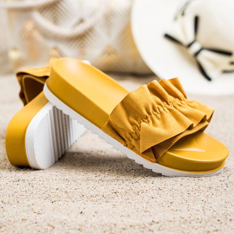 SHELOVET Zapatillas mostaza en la plataforma amarillo 1