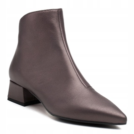 Marco Shoes Botas Marco 1288B con tacones bajos en piel marrón 1