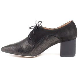 Marco Shoes Zapato negro con cordones 1248P de ante con estampado 2