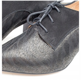 Marco Shoes Zapato negro con cordones 1248P de ante con estampado 7