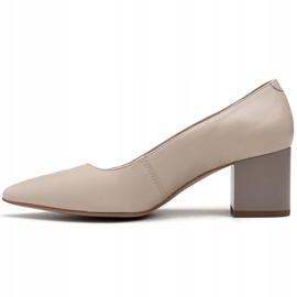 Marco Shoes Zapatos de salón beige 1038P con tacón estable 6
