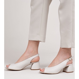 Marco Shoes Sandalias 1573P de piel blanca con tacón estable blanco 3