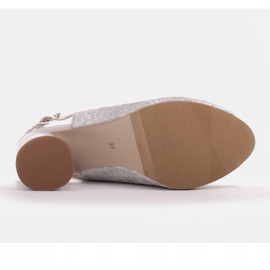 Marco Shoes Sandalias de mujer elegantes con acento metálico plata 3